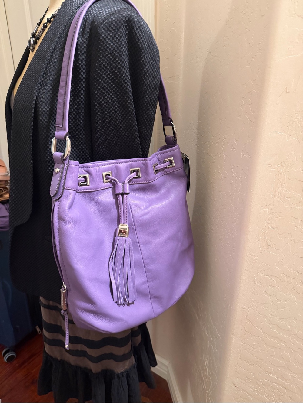 B. Makowsky purple hobo bag NWT